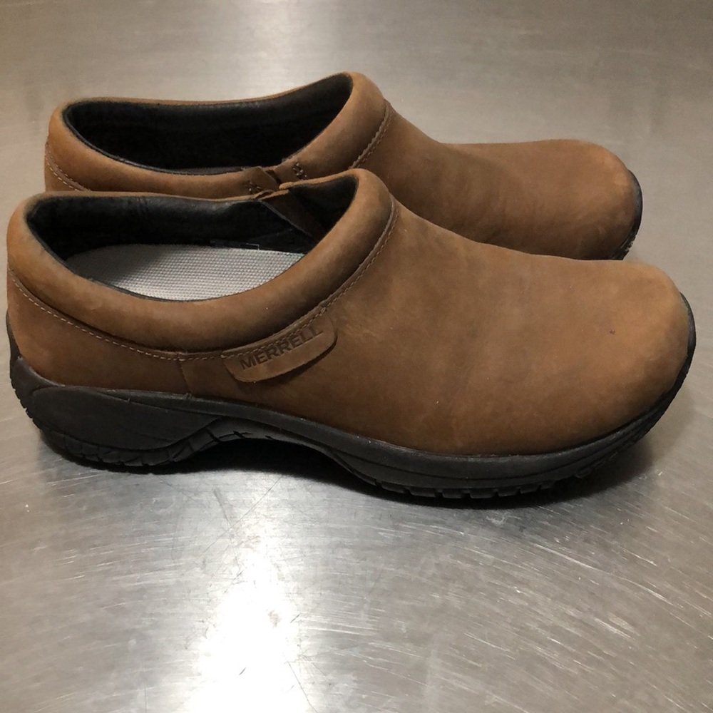 Women’s Merrells - Picture 2 of 3